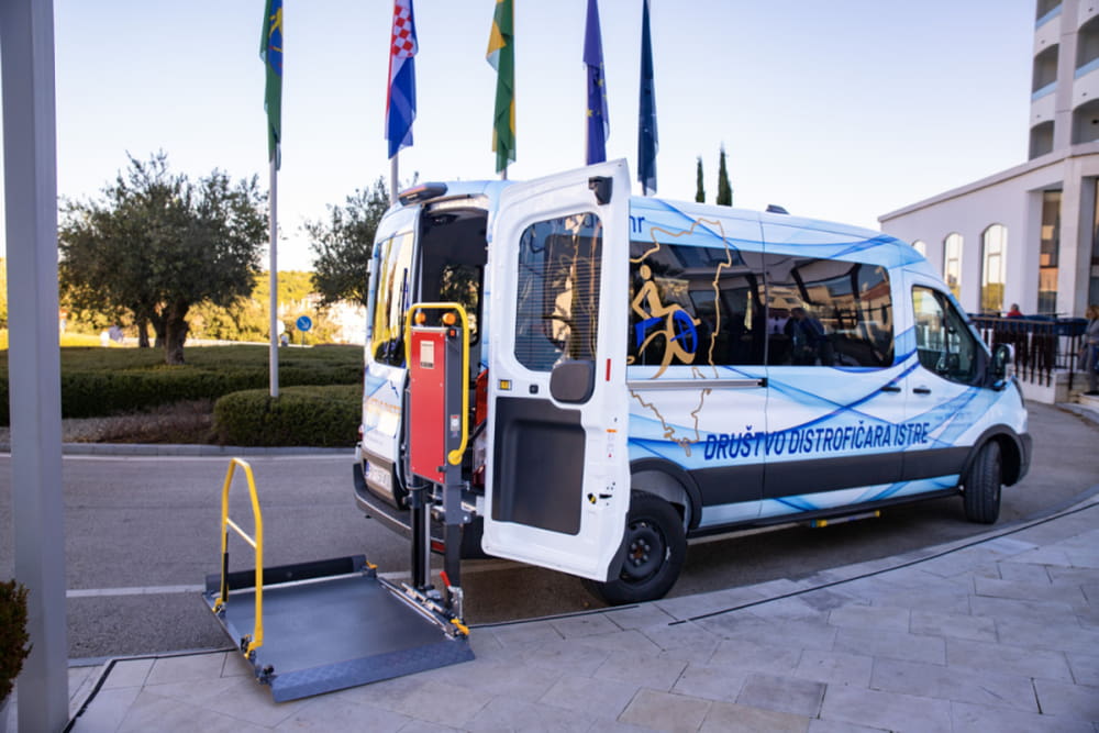 2025-11-DDI-SIMPOZIJ-19-11