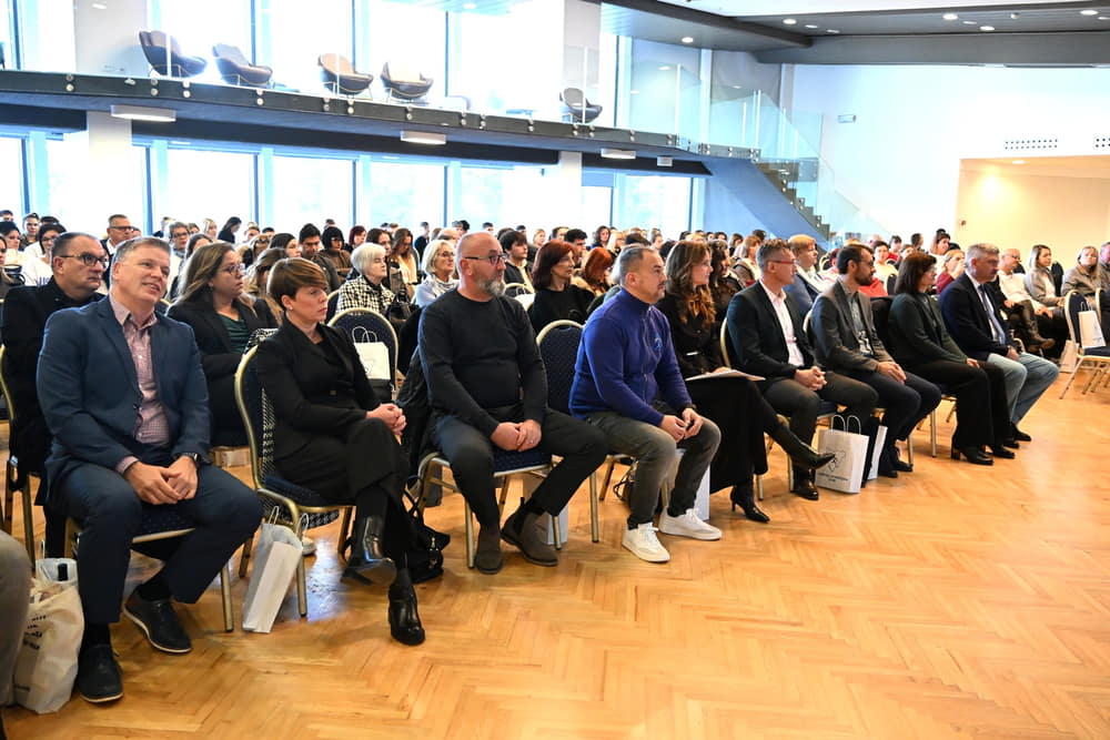 2025-11-DDI-SIMPOZIJ-19-19