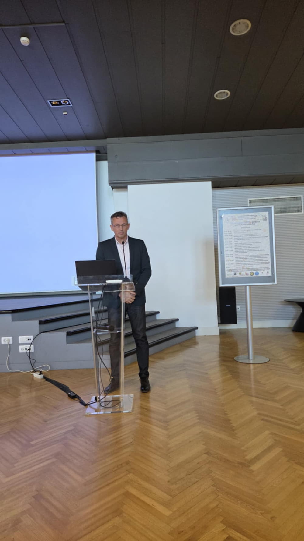 2025-11-DDI-SIMPOZIJ-19-22